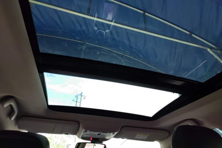 Used Renault Koleos 2017 2.5L Two-Wheel Drive Prestige Edition Headliner