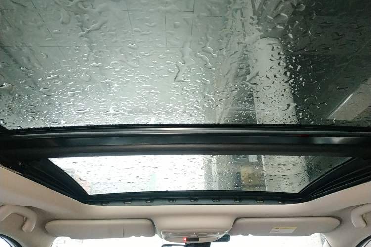 Used Renault Koleos 2017 2.5L Two-Wheel Drive Prestige Edition Headliner