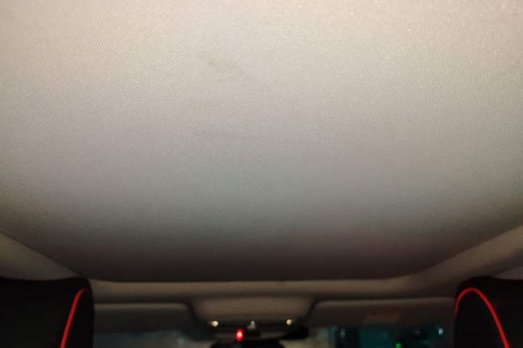 Used Renault Koleos 2017 2.0L Two-Wheel-Drive Leading Edition Headliner