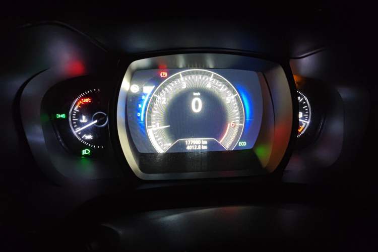 Used Renault Koleos 2017 2.5L Two-Wheel Drive Prestige Edition Instrument Cluster