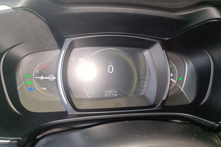 Used Renault Koleos 2017 2.0L Two-Wheel Drive Luxury Edition Instrument Cluster