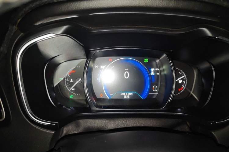 Used Renault Koleos 2017 2.5L Four-Wheel Drive Ultimate Edition Instrument Cluster
