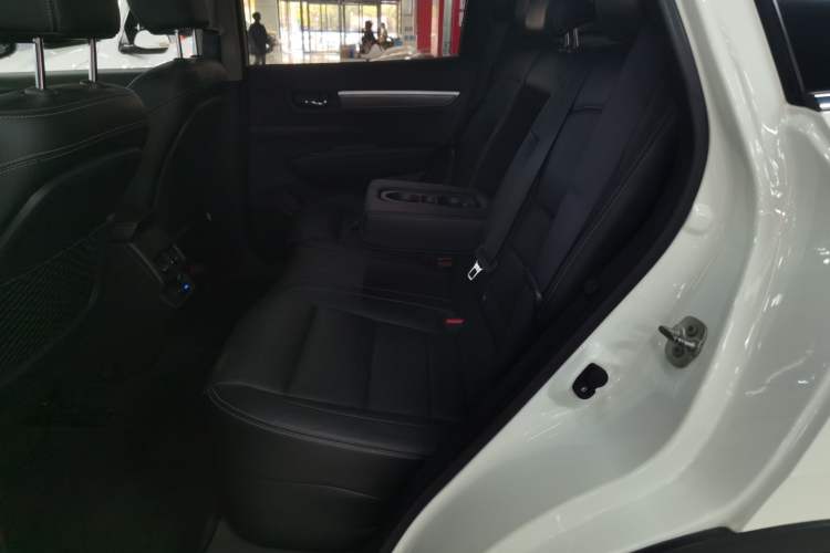 Used Renault Koleos 2017 2.0L Two-Wheel Drive Luxury Edition Interior 1