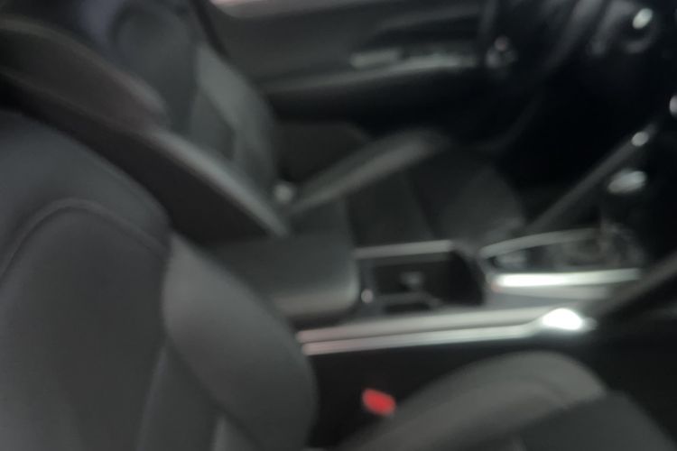 Used Renault Koleos 2017 2.5L Four-Wheel Drive Premium Edition Interior 2