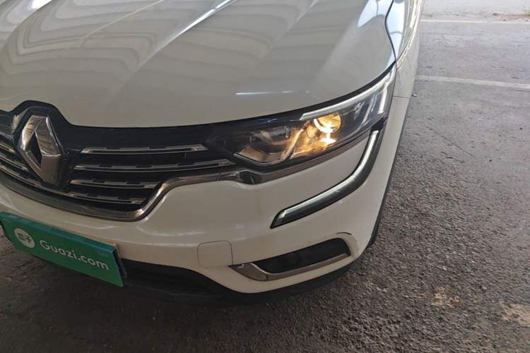 Used Renault Koleos 2017 2.0L Two-Wheel Drive Luxury Edition Left Front Headlight