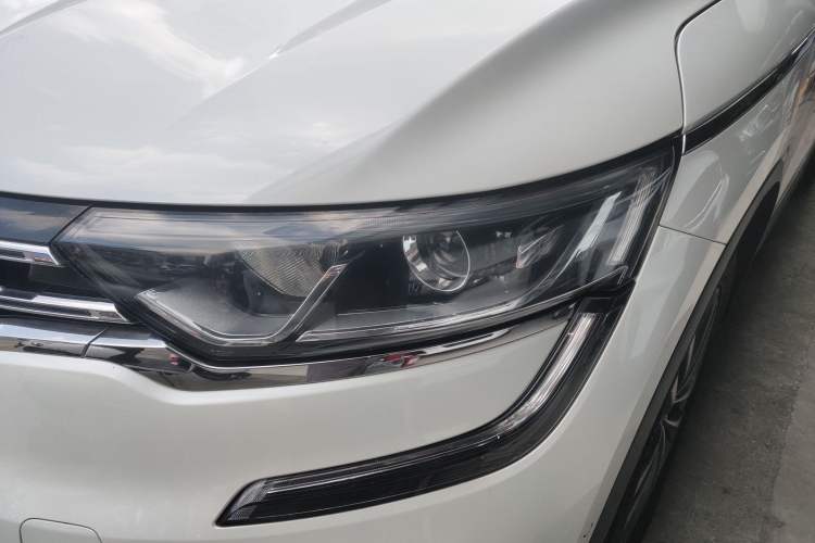 Used Renault Koleos 2017 2.5L Four-Wheel Drive Ultimate Edition Left Front Headlight