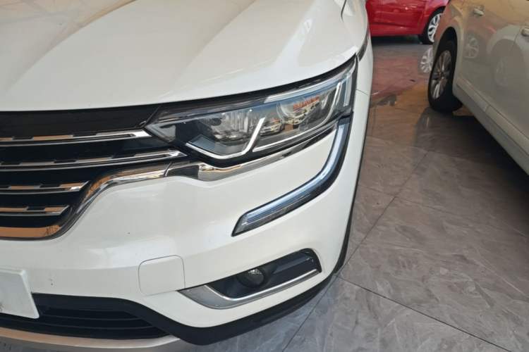 Used Renault Koleos 2017 2.0L Two-Wheel Drive Luxury Edition Left Front Headlight