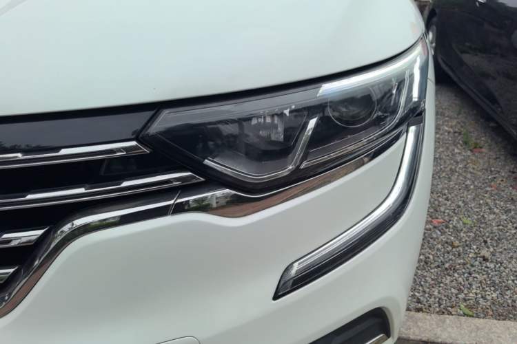 Used Renault Koleos 2017 2.5L Two-Wheel Drive Prestige Edition Left Front Headlight