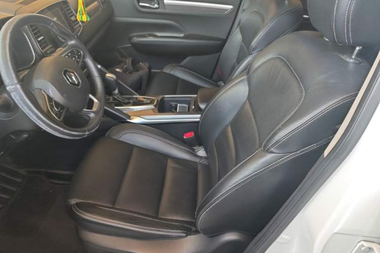 Used Renault Koleos 2017 2.0L Two-Wheel Drive Luxury Edition Left Front Seat