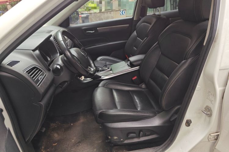 Used Renault Koleos 2017 2.0L Two-Wheel Drive Luxury Edition Left Front Seat