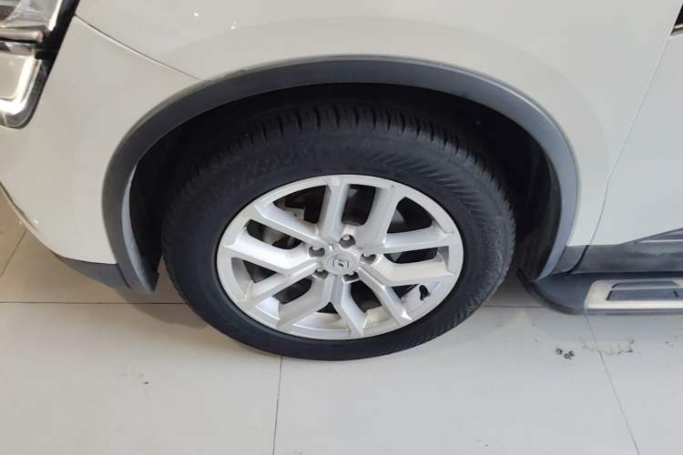 Used Renault Koleos 2017 2.5L Two-Wheel Drive Prestige Edition Left Front Wheel Hub