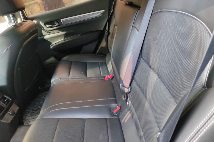 Used Renault Koleos 2017 2.5L Four-Wheel Drive Premium Edition Left Rear Seat