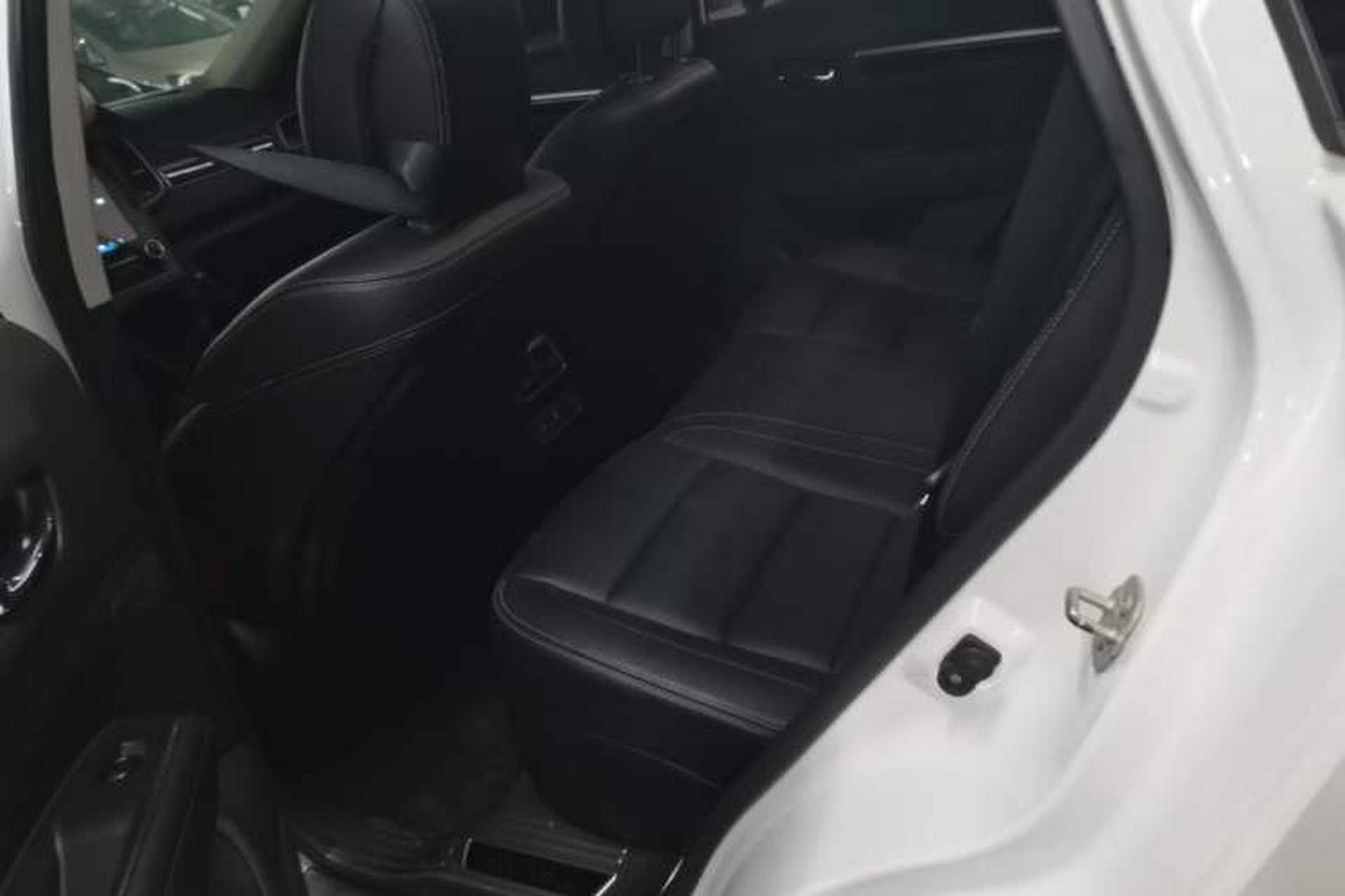 Used Renault Koleos 2017 2.5L Four-Wheel Drive Ultimate Edition Left Rear Seat