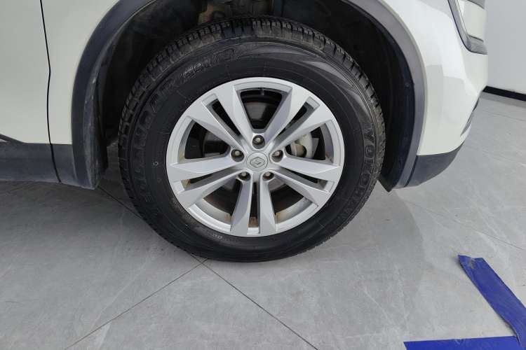 Used Renault Koleos 2017 2.0L Two-Wheel Drive Luxury Edition Left Rear Wheel Hub