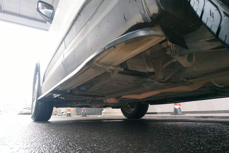 Used Renault Koleos 2017 2.5L Two-Wheel Drive Prestige Edition Left Side Sill