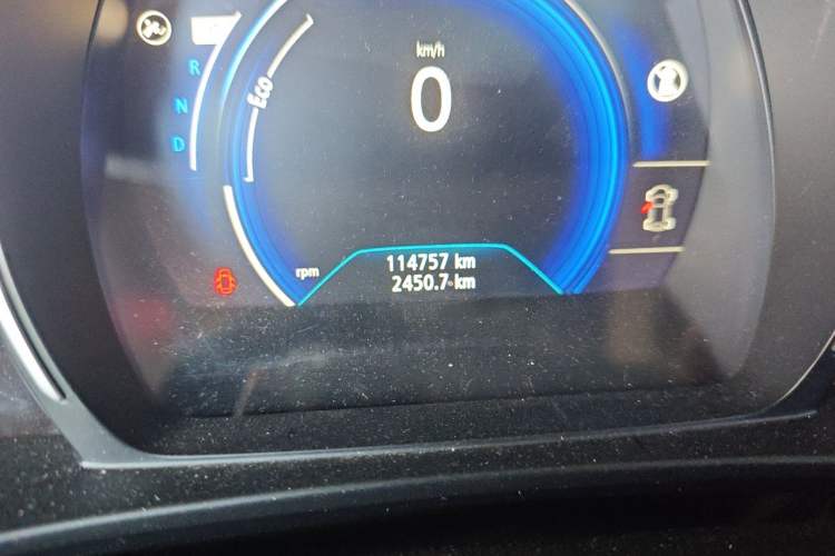 Used Renault Koleos 2017 2.0L Two-Wheel Drive Luxury Edition Odometer Close Up