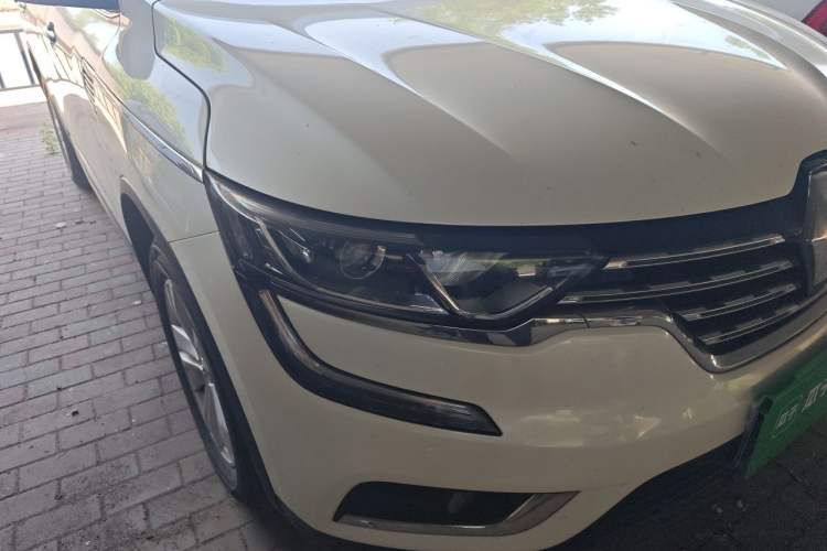 Used Renault Koleos 2017 2.0L Two-Wheel Drive Luxury Edition Right Front Headlight