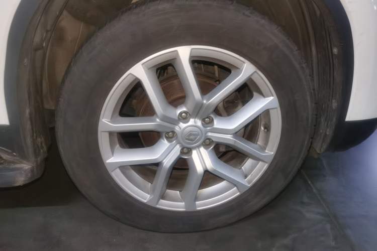 Used Renault Koleos 2017 2.5L Two-Wheel Drive Prestige Edition Right Front Wheel Hub