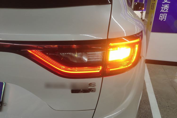 Used Renault Koleos 2017 2.0L Two-Wheel Drive Comfort Edition Right Rear Taillight