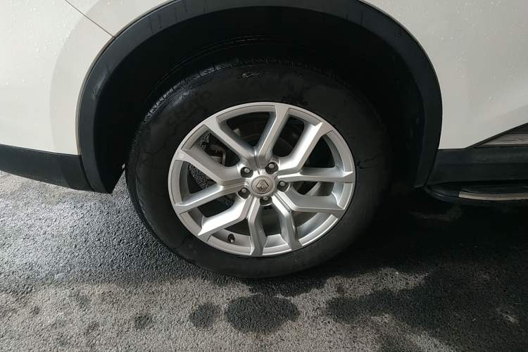 Used Renault Koleos 2017 2.5L Two-Wheel Drive Prestige Edition Right Rear Wheel Hub