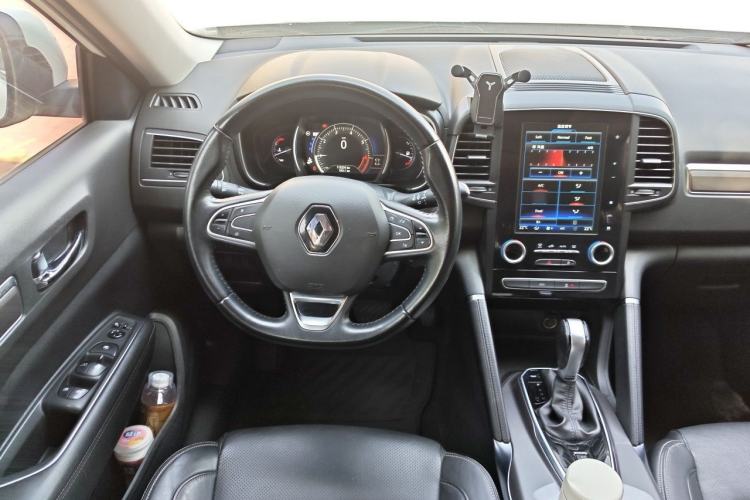 Used Renault Koleos 2017 2.0L Two-Wheel Drive Luxury Edition Steering Wheel