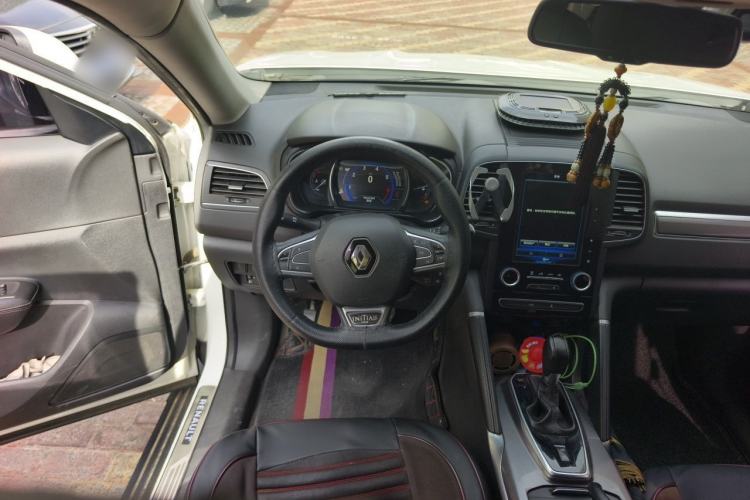 Used Renault Koleos 2017 2.0L Two-Wheel Drive Luxury Edition Steering Wheel