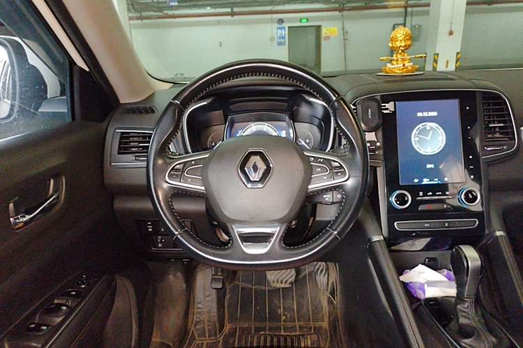 Used Renault Koleos 2017 2.5L Four-Wheel Drive Premium Edition Steering Wheel