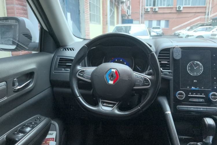 Used Renault Koleos 2017 2.0L Two-Wheel Drive Luxury Edition Steering Wheel