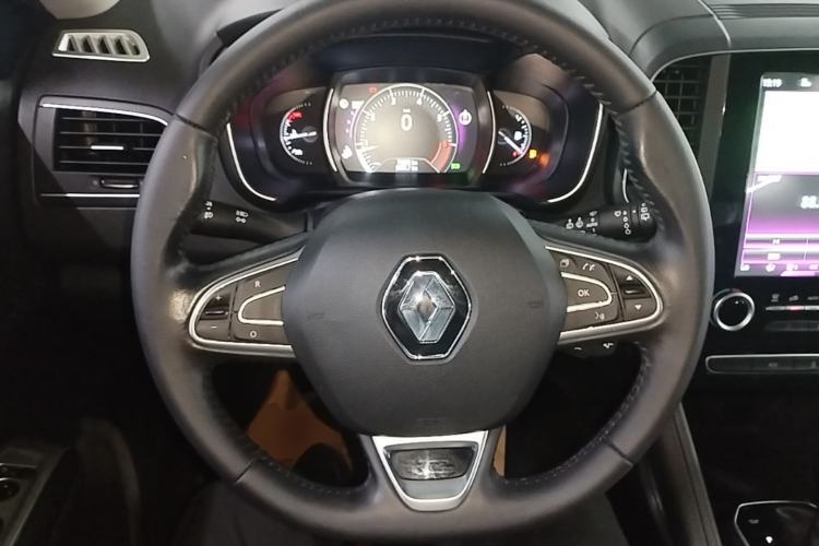 Used Renault Koleos 2017 2.0L Two-Wheel Drive Luxury Edition Steering Wheel