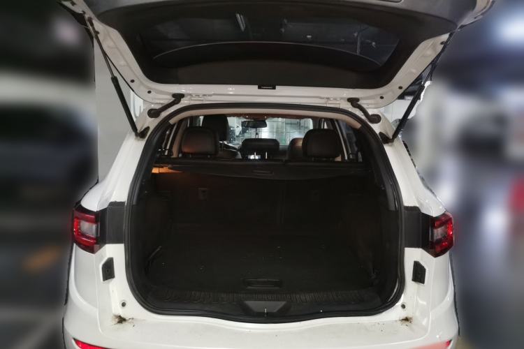 Used Renault Koleos 2017 2.5L Two-Wheel Drive Prestige Edition Trunk