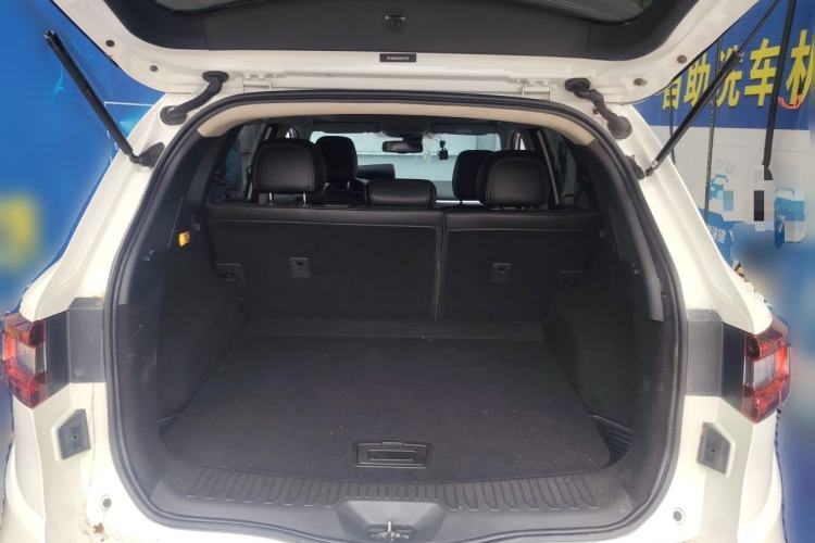 Used Renault Koleos 2017 2.5L Four-Wheel Drive Premium Edition Trunk