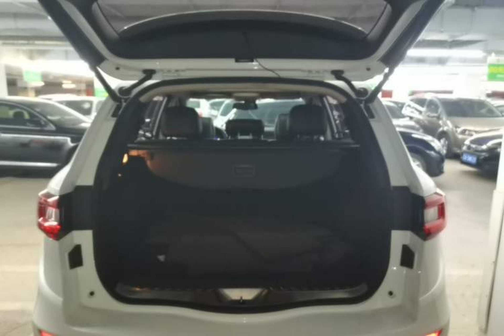 Used Renault Koleos 2017 2.5L Four-Wheel Drive Ultimate Edition Trunk