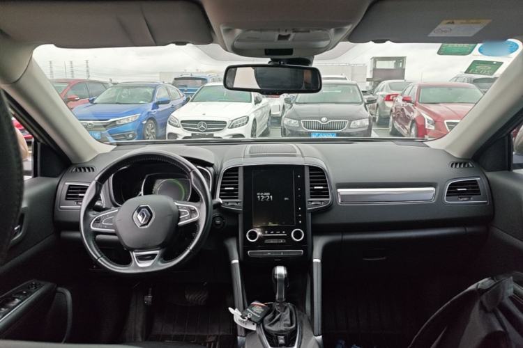 Used Renault Koleos 2017 2.0L Two-Wheel Drive Luxury Edition Center Console