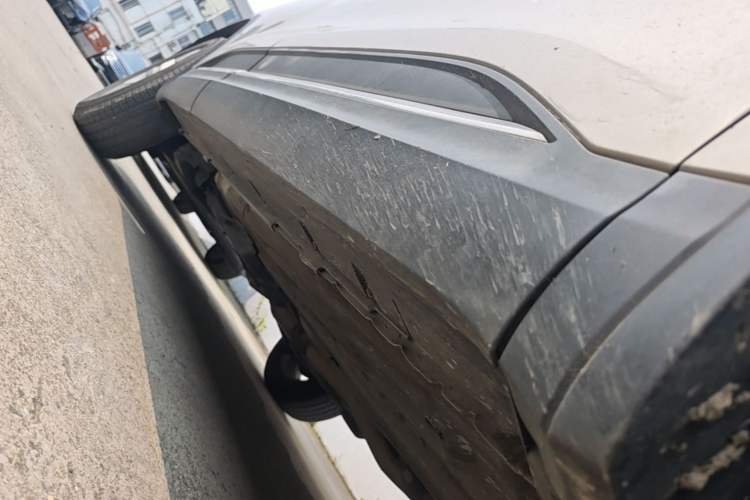 Used Renault Koleos 2017 2.0L Two-Wheel Drive Luxury Edition Chassis Front Right