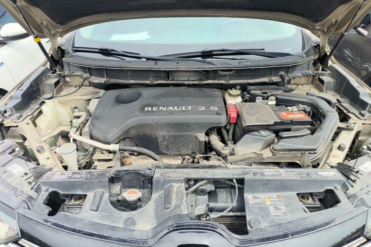 Used Renault Koleos 2017 2.5L Two-Wheel Drive Prestige Edition Engine Bay