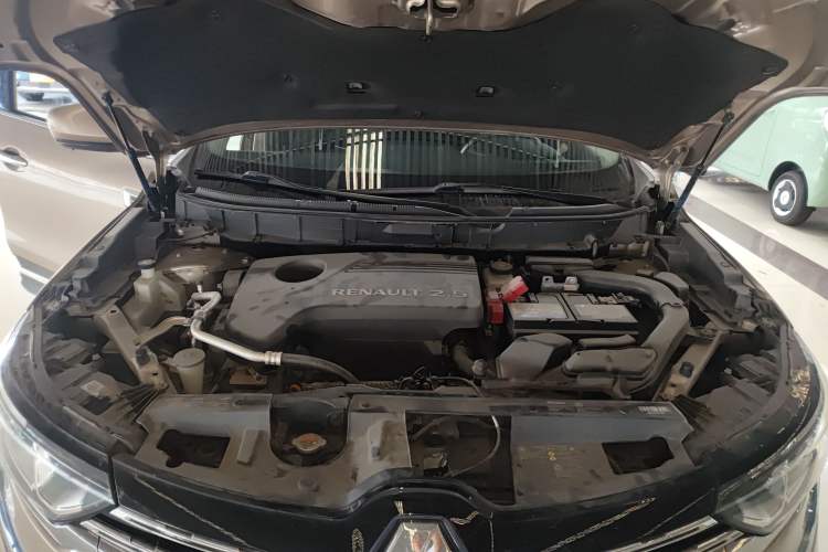 Used Renault Koleos 2017 2.5L Two-Wheel Drive Prestige Edition Engine Bay