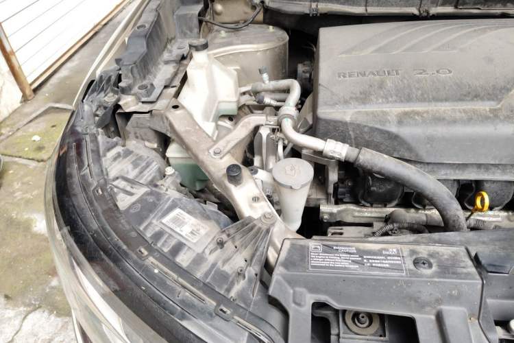 Used Renault Koleos 2017 2.0L Two-Wheel Drive Luxury Edition Engine Bay Right