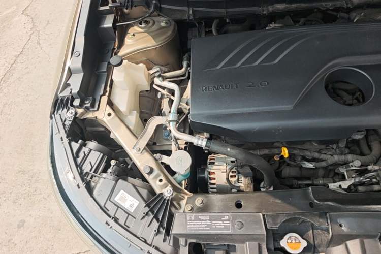 Used Renault Koleos 2017 2.0L Two-Wheel Drive Luxury Edition Engine Bay Right