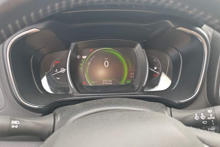 Used Renault Koleos 2017 2.0L Two-Wheel Drive Luxury Edition Instrument Cluster