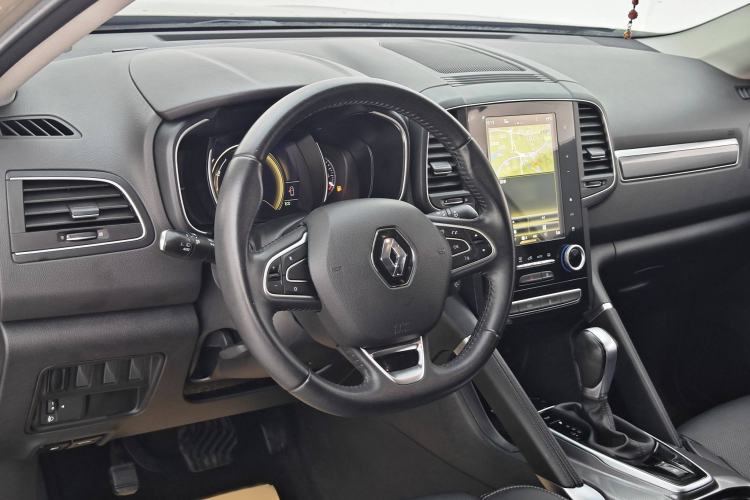 Used Renault Koleos 2017 2.5L Two-Wheel Drive Prestige Edition Interior 11