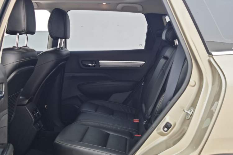 Used Renault Koleos 2017 2.5L Two-Wheel Drive Prestige Edition Interior 8
