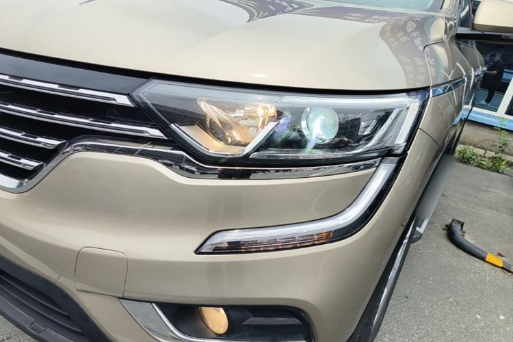 Used Renault Koleos 2017 2.5L Two-Wheel Drive Prestige Edition Left Front Headlight