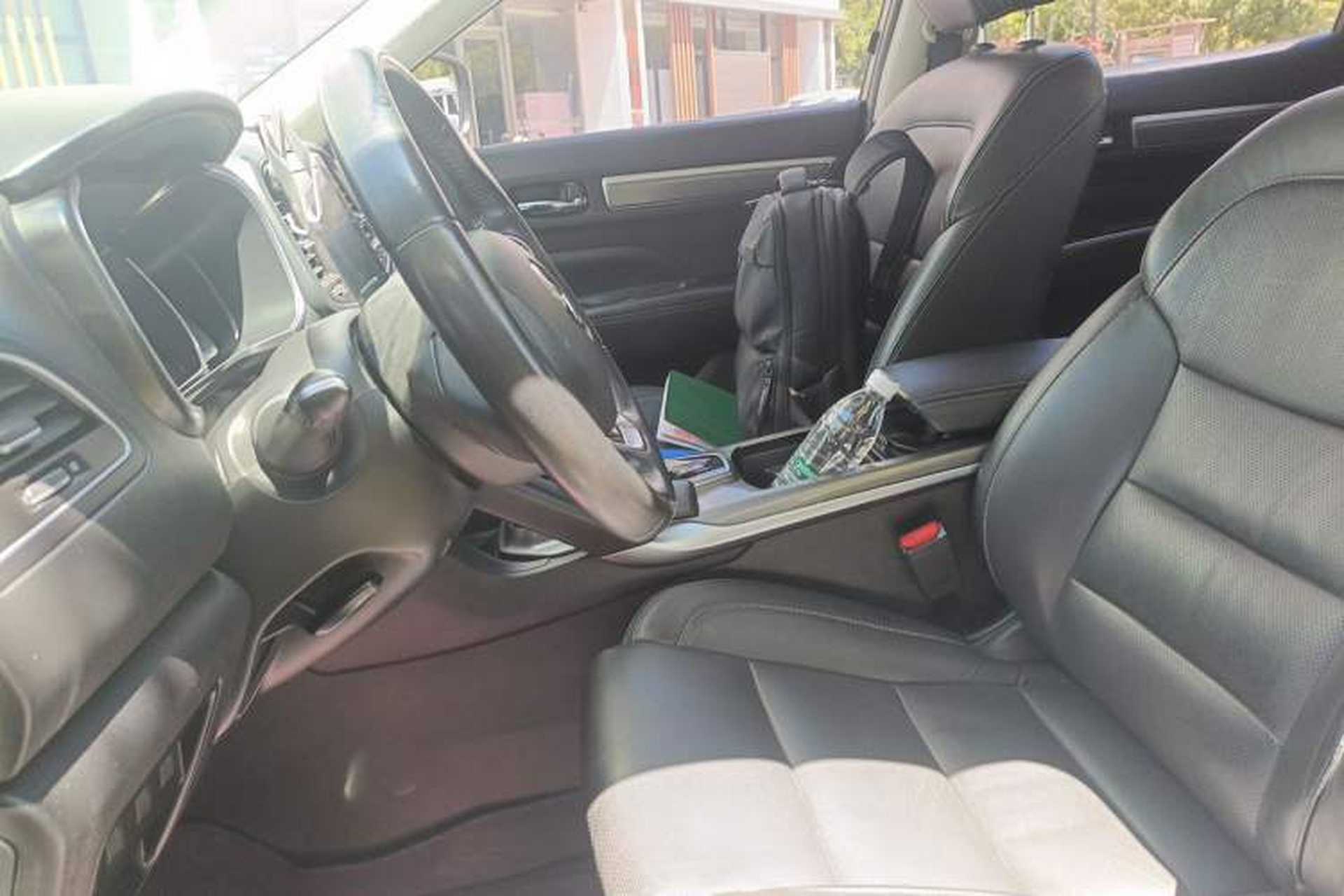 Used Renault Koleos 2017 2.0L Two-Wheel Drive Luxury Edition Left Front Seat