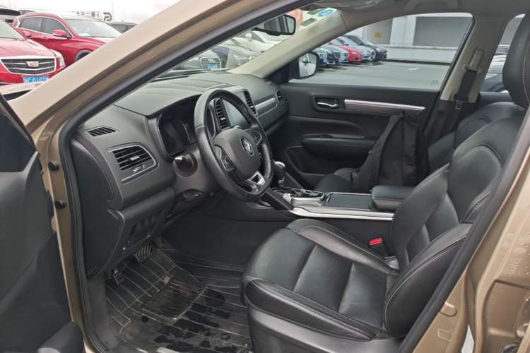Used Renault Koleos 2017 2.0L Two-Wheel Drive Luxury Edition Left Front Seat