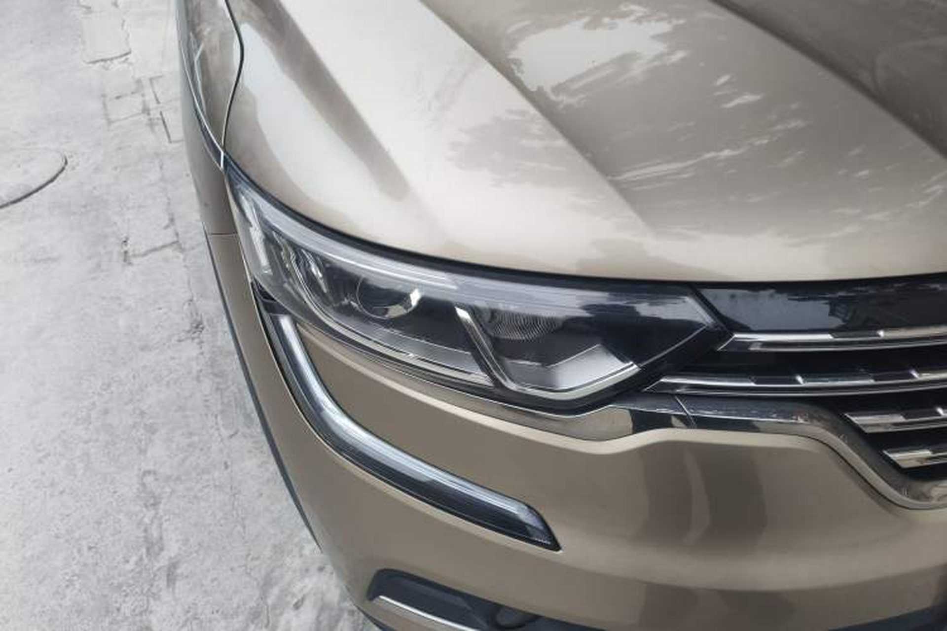 Used Renault Koleos 2017 2.0L Two-Wheel Drive Luxury Edition Right Front Headlight