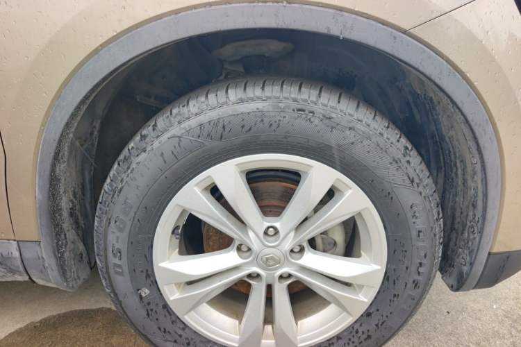 Used Renault Koleos 2017 2.0L Two-Wheel Drive Luxury Edition Right Front Wheel Hub