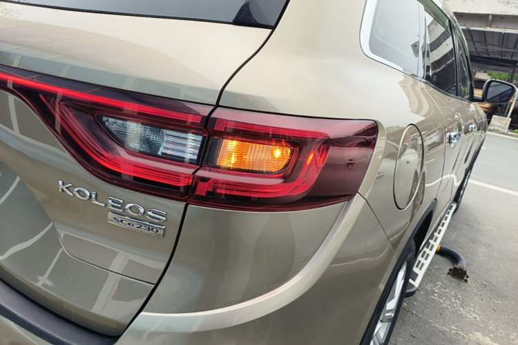 Used Renault Koleos 2017 2.5L Two-Wheel Drive Prestige Edition Right Rear Taillight