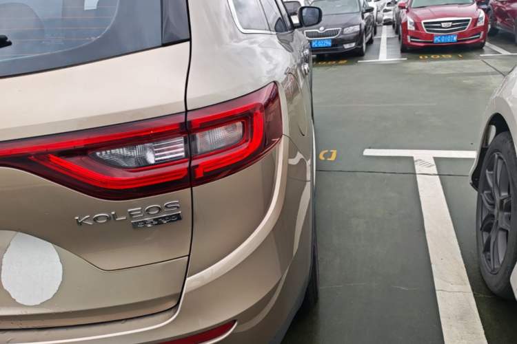 Used Renault Koleos 2017 2.0L Two-Wheel Drive Luxury Edition Right Rear Taillight