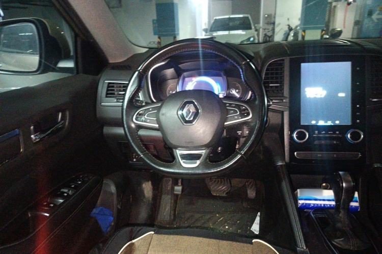 Used Renault Koleos 2017 2.0L Two-Wheel Drive Luxury Edition Steering Wheel
