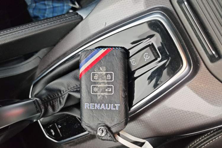 Used Renault Koleos 2017 2.0L Two-Wheel Drive Luxury Edition Vehicle Key